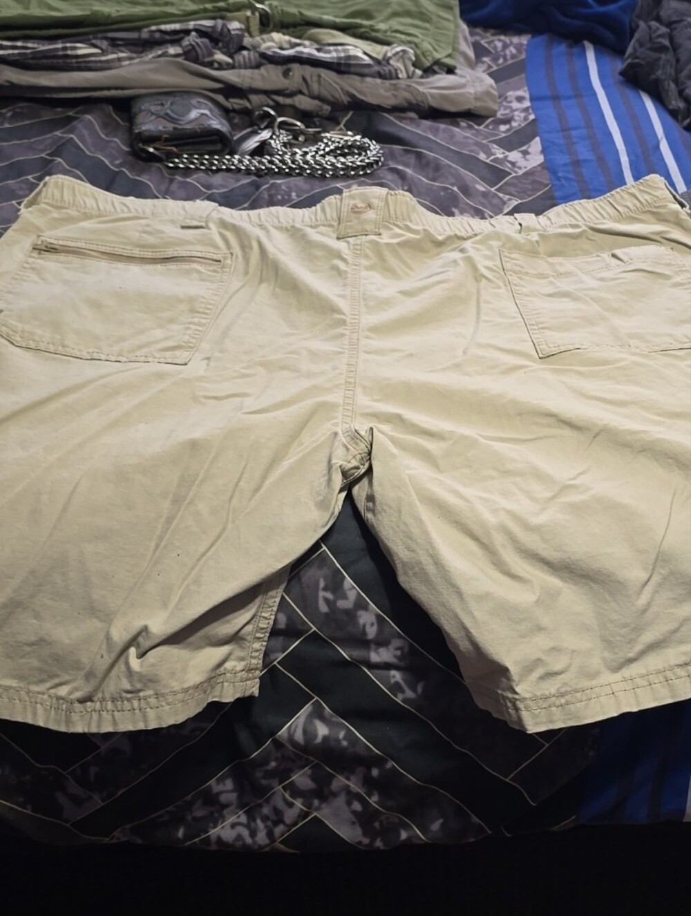 Men's Casual Khaki Shorts - Lightweight Everyday Wear